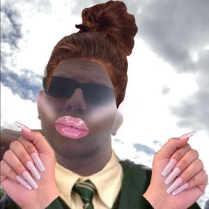 Meet your Posher, Ali